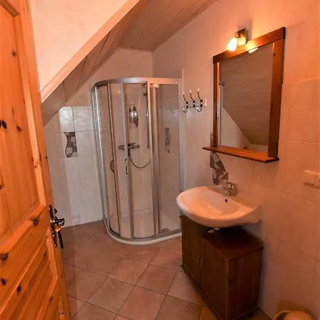 Apartamento Berger-gaestehaus-rechts-h *