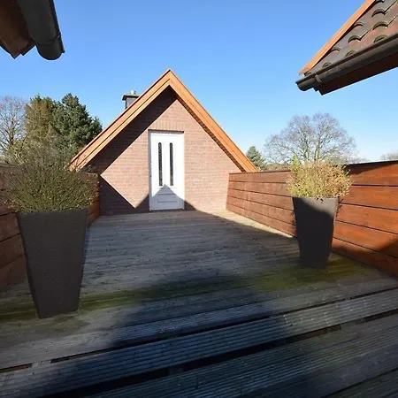 Berger-gaestehaus-rechts-h Apartamento Blekendorf